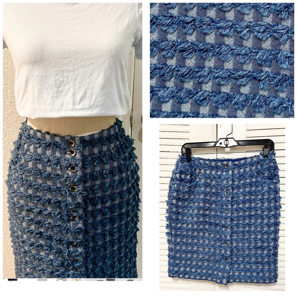 W by Worth Denim Frayed Blue Skirt - Picture 5 of 12